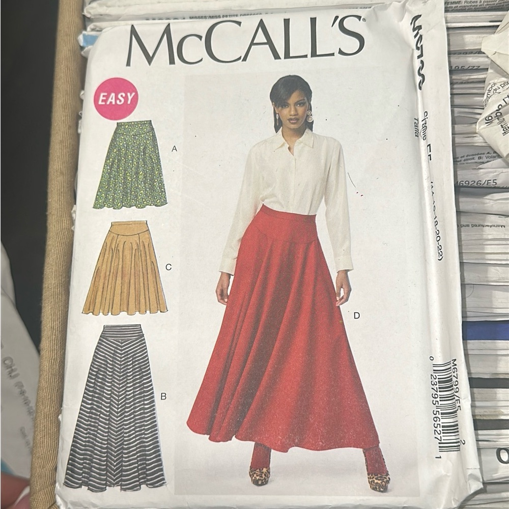 McCall’s Sewing Patterns - Picture 7 of 16